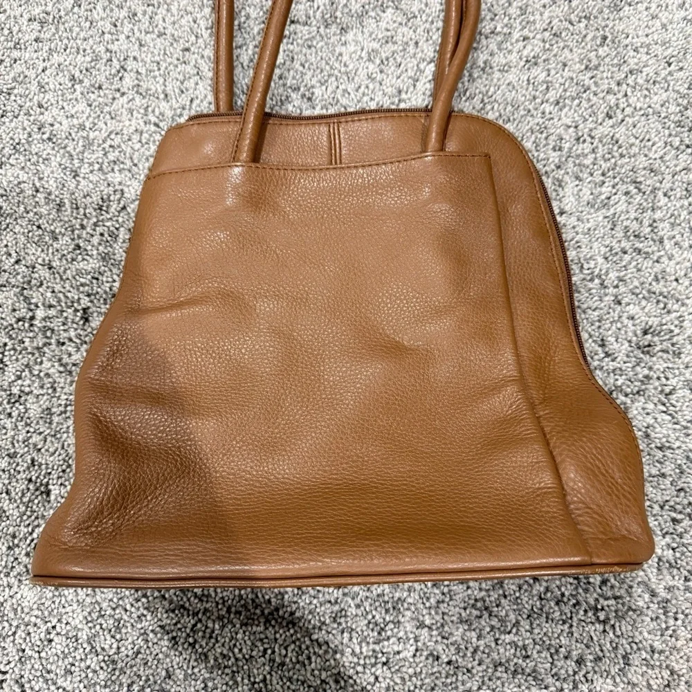 Clark’s Tan Genuine Leather Convertible Backpack Shoulder Bag Classic Preppy